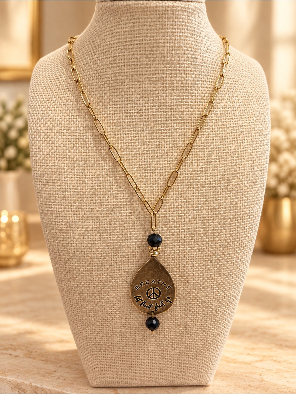 GOLD/BREATHE NECKLACE
